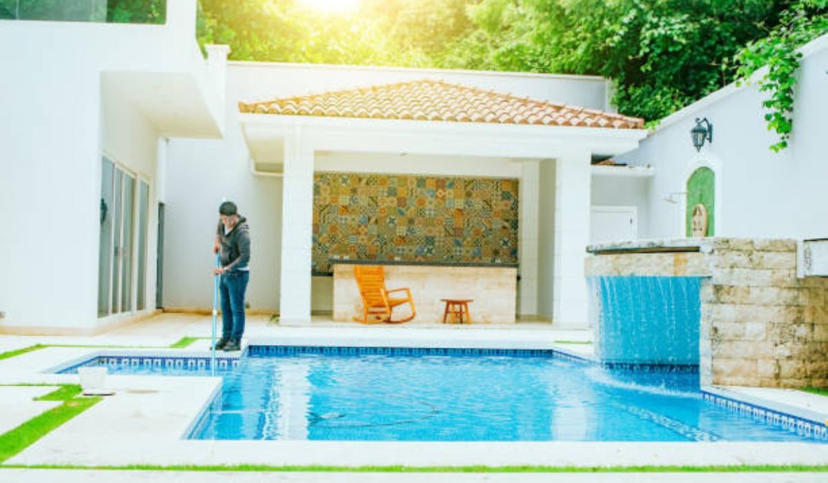 Professional Pool Builder